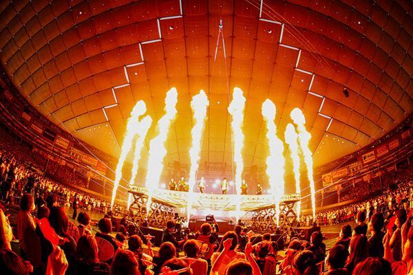 東方神起、全国アリーナ＆ドームツアー完走　新曲「Lime & Lemon」も披露