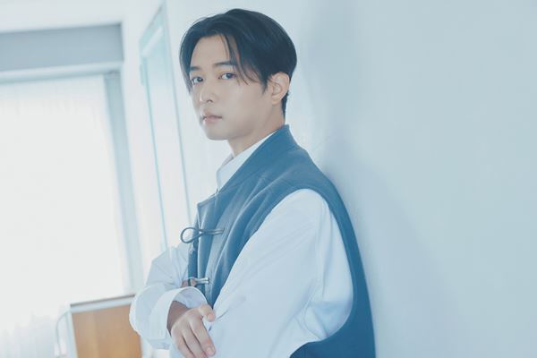 千葉雄大が“憧れ”の藤井隆と共演　舞台『ジャズ大名』は「テンション高く行こうと思います」