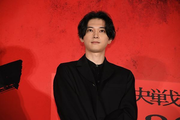 北村匠海が客席からサプライズ登壇！　映画『東リベ2』大ヒット舞台挨拶レポート