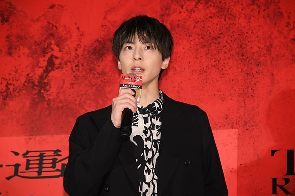 北村匠海が客席からサプライズ登壇！　映画『東リベ2』大ヒット舞台挨拶レポート