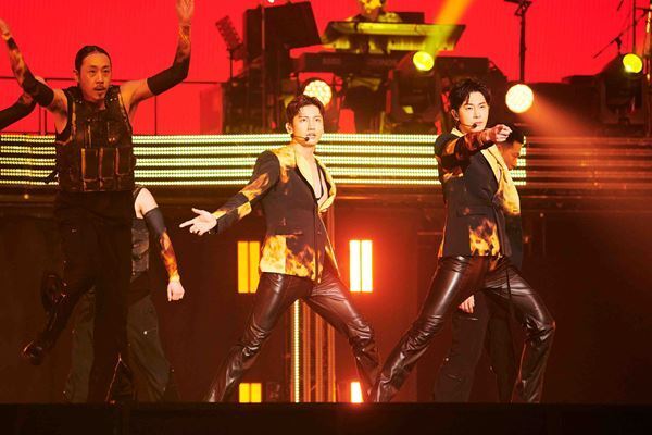 東方神起、3年半ぶりの全国ツアー『CLASSYC』アリーナ公演を完走【レポート】