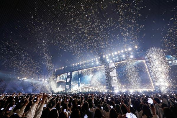 Nissy、45万人を動員した6大ドームツアーが地元・北海道で終演　10周年記念イベントの開催をサプライズ発表【レポート】