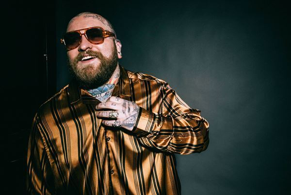 テディ・スウィムズ、8月に初来日公演決定