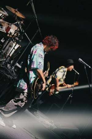 【オフィシャルレポート】MONGOL800×WANIMAが対バンツアー完走「ワニパチと一緒にあそびーましょー！」