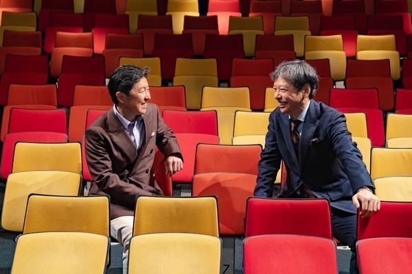 「観て、喋る」「繰り返し観る」観劇の醍醐味が凝縮された「関西演劇祭」笠井信輔×板尾創路インタビュー