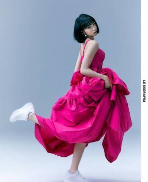 HYBE初のガールズグループ・LE SSERAFIM、メンバー全員が登場する自己紹介動画を公開