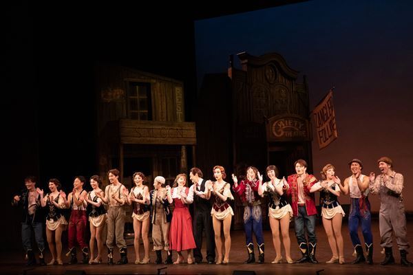 ひたすら楽しいラブ・コメディ、そして劇場愛を描く“ショー・ビジネス讃歌”　劇団四季『クレイジー・フォー・ユー』上演中