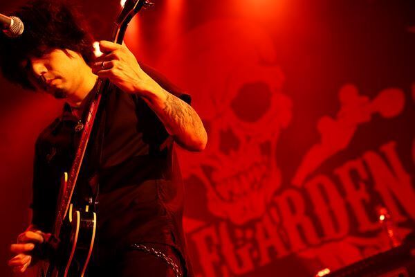 Zepp Tokyoラスト3Daysオフィシャルレポ、歴史的名場面を生んだELLEGARDENとBRAHMANの競演