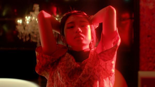 山下達郎、本日発売のアルバムより「LOVE’S ON FIRE」MV公開　監督は児玉裕一