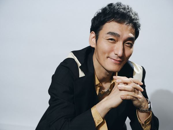 草彅剛の自然体で生きる方法「大人も“毎日が夏休み”でいい」