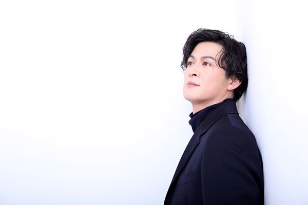 【『スリル・ミー』キャスト対談第1弾】 田代万里生×新納慎也 ～“真実の愛”を描くおっさんずラブ（!?）ペア～