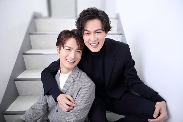 【『スリル・ミー』キャスト対談第1弾】 田代万里生×新納慎也 ～“真実の愛”を描くおっさんずラブ（!?）ペア～