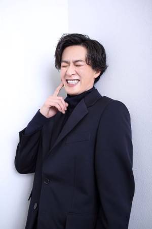 【『スリル・ミー』キャスト対談第1弾】 田代万里生×新納慎也 ～“真実の愛”を描くおっさんずラブ（!?）ペア～