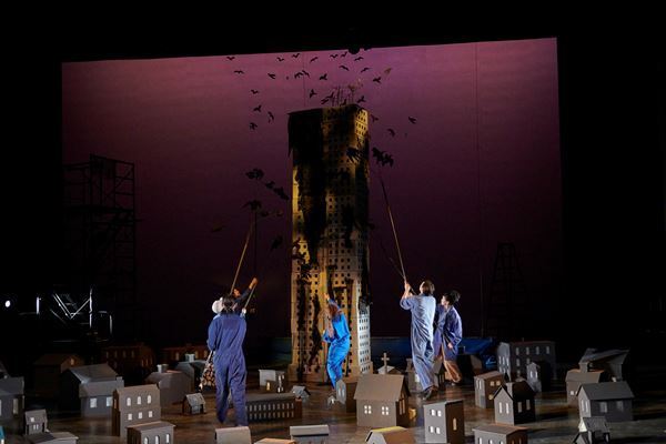 観劇後も想像が無限に広がる舞台　子どもも大人も楽しめる『メルセデス・アイス MERCEDES ICE』開幕