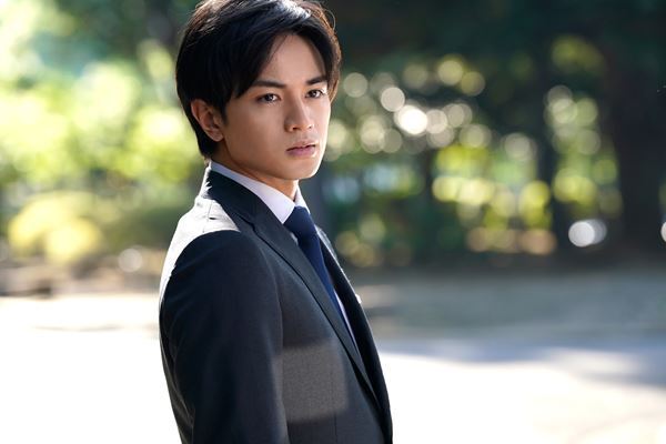 中島健人が語る自身の変化「華やかさを求められてきたけれど、徐々に人間らしく骨太になっていっています」