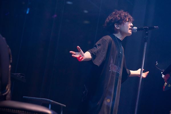 TETSUYA　Billboard Live TOKYO 1日目2nd STAGEライヴレポート「本当に今、音楽が楽しい！」