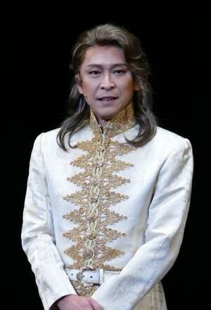 坂本昌行「自分なりのアーサー王を」　桐山照史と共演するミュージカル『キャメロット』が開幕