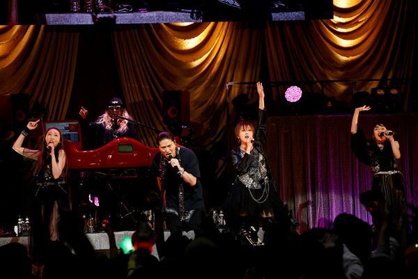 TRF、デビュー30周年をファンと幕開け『THANXXX!!! Live & Party 2023～』オフィシャルレポ