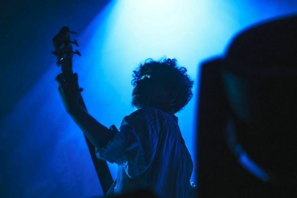 【ライブレポート】“結成から11年目のライブ” 『Omoinotake SPECIAL LIVE 2023 “SUEHIROGARI”』