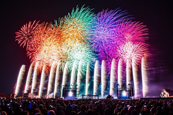 生田絵梨花が映画『ウィッシュ』劇中歌を生歌唱　「Disney Music & Fireworks」宮崎公演レポート