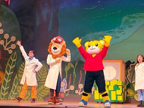 科学って楽しい！ 好奇心を育む『しまじろうとガオガオさんのサイエンスショー』体験レポート