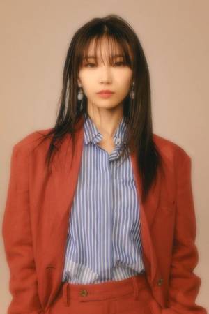 初の武道館公演を控えたExWHYZインタビュー「この6人とマスターのみんなで、あの空間を共有できるのが待ち遠しい」