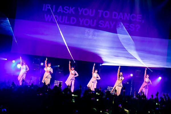 初の武道館公演を控えたExWHYZインタビュー「この6人とマスターのみんなで、あの空間を共有できるのが待ち遠しい」