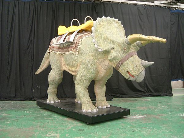 「たんけん恐竜フェス」イオンモール幕張新都心で開催決定。冬休みに家族で恐竜に会おう