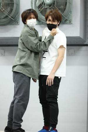 林翔太が盟友・松本幸大と競演　舞台『DOLL』稽古場レポート到着