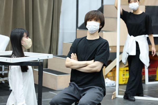 林翔太が盟友・松本幸大と競演　舞台『DOLL』稽古場レポート到着