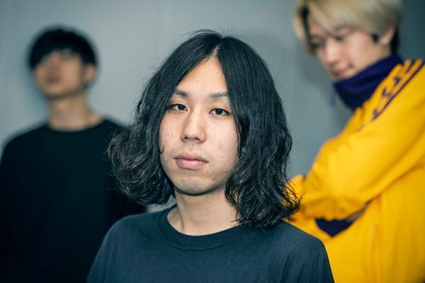 ロックバンドofuloverインタビュー「『無愛想少女』はいろんな世代の方に届くような歌詞になったんじゃないかな」