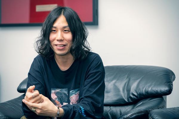 ロックバンドofuloverインタビュー「『無愛想少女』はいろんな世代の方に届くような歌詞になったんじゃないかな」