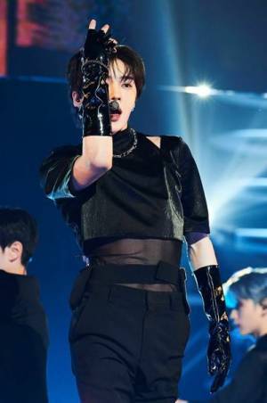 FANTASY BOYS、初の日本コンサートに8,000人が熱狂「愛してくださってありがとうございます」【レポート】