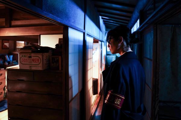 亀梨和也が苦悶の表情を浮かべる　映画『怪物の木こり』特別映像＆新たな場面写真公開