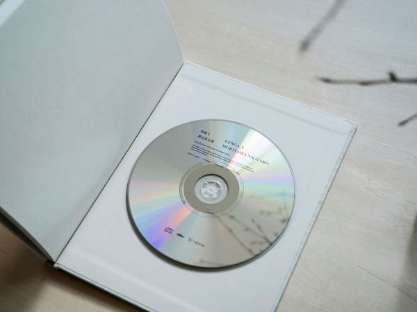 森山直太朗、初の弾き語りベストアルバム『原画Ⅰ』『原画Ⅱ』収録詳細＆パッケージデザイン公開