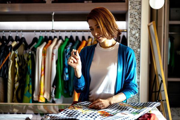 『御手洗家、炎上する』主題歌はVaundy「カーニバル」に決定　新たな予告編＆場面写真も公開