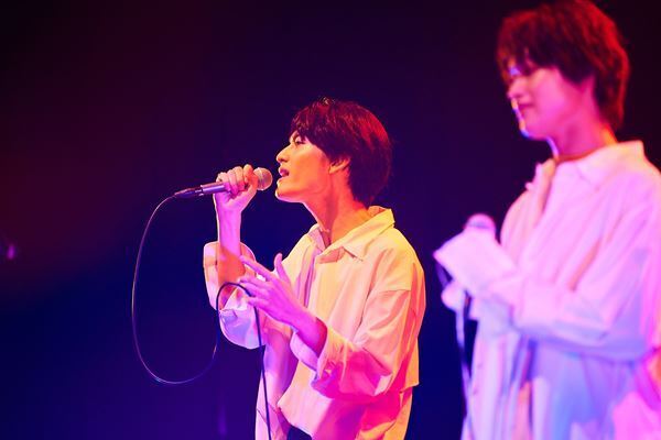 TETTA、大倉空人、小泉光咲、武藤潤がグループとは異なる魅力で心を掴む『LIVE Meets Vol.4』レポート