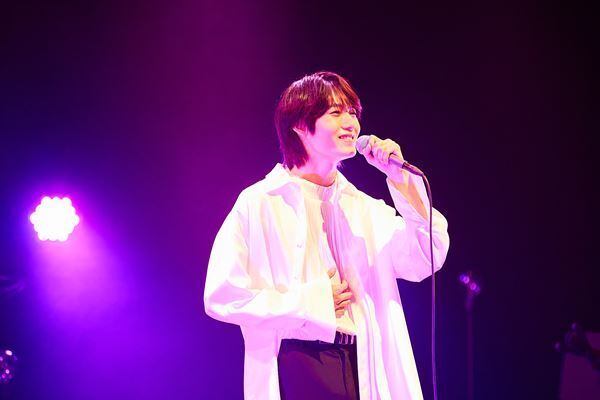 TETTA、大倉空人、小泉光咲、武藤潤がグループとは異なる魅力で心を掴む『LIVE Meets Vol.4』レポート