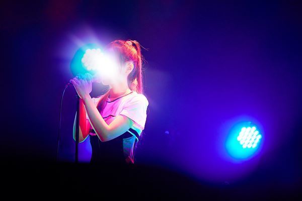 TETTA、大倉空人、小泉光咲、武藤潤がグループとは異なる魅力で心を掴む『LIVE Meets Vol.4』レポート