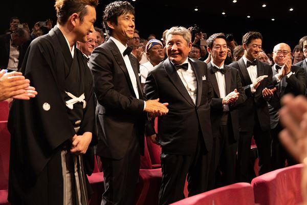 北野武監督最新作『首』カンヌ国際映画祭で熱烈歓迎「もっと良い作品作ってまた来ます」
