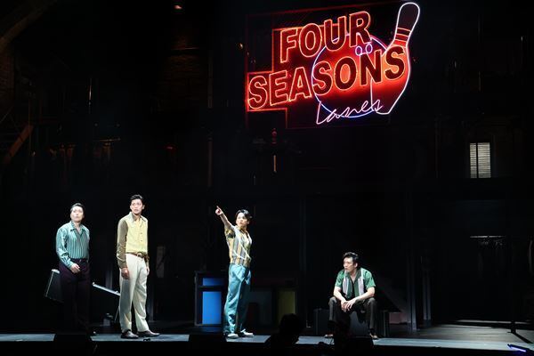 グループの軌跡を振り返る“BLACK”と、今まさに描いているような“GREEN”　ミュージカル『ジャージー・ボーイズ』プレビュー公演をレポート