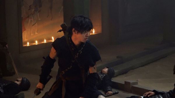 山﨑賢人、清野菜名のアクションの裏側に迫る『キングダム2 遥かなる大地へ』特典映像「メイキング&インタビュー」公開