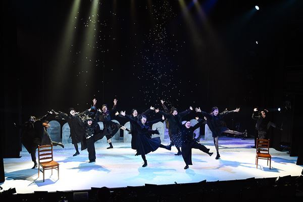 真夏に雪降るFUKAIPRODUCE羽衣『女装、男装、冬支度』上演中