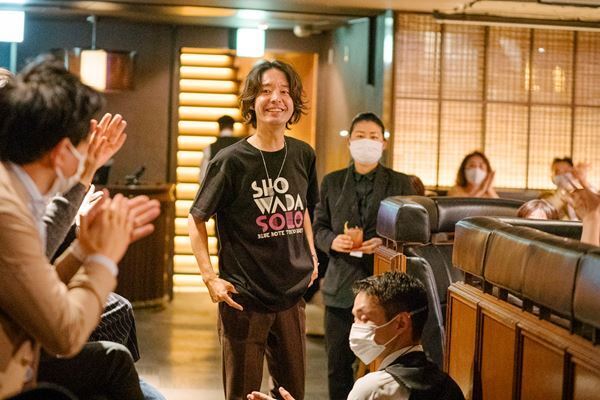 和田唱、ソロツアーファイナルをブルーノート東京にて開催！　フジファブリックや藤井風、安室奈美恵のカバーも