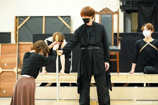 浦井健治、伊礼彼方、加藤和樹らが7曲を披露　ミュージカル『キングアーサー』稽古場レポート到着