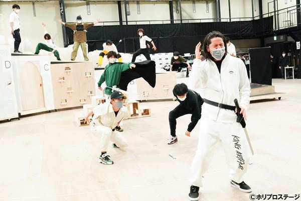 浦井健治、伊礼彼方、加藤和樹らが7曲を披露　ミュージカル『キングアーサー』稽古場レポート到着