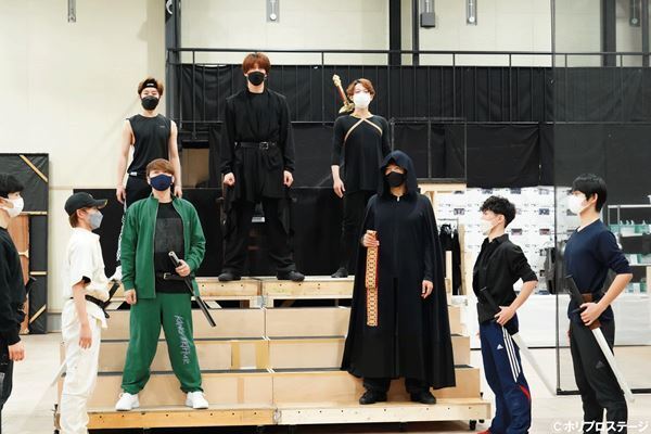 浦井健治、伊礼彼方、加藤和樹らが7曲を披露　ミュージカル『キングアーサー』稽古場レポート到着