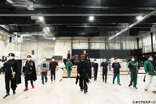 浦井健治、伊礼彼方、加藤和樹らが7曲を披露　ミュージカル『キングアーサー』稽古場レポート到着