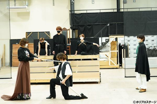 浦井健治、伊礼彼方、加藤和樹らが7曲を披露　ミュージカル『キングアーサー』稽古場レポート到着