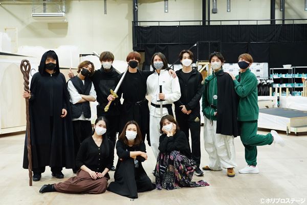 浦井健治、伊礼彼方、加藤和樹らが7曲を披露　ミュージカル『キングアーサー』稽古場レポート到着